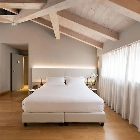 Otel Grand I Esperienze