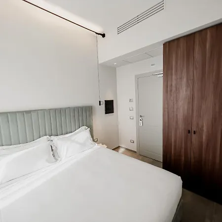 Grand I Esperienze Ξενοδοχείο 4*