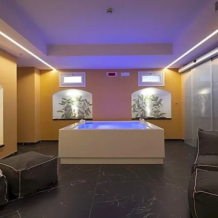 Grand I Esperienze Szálloda 4*